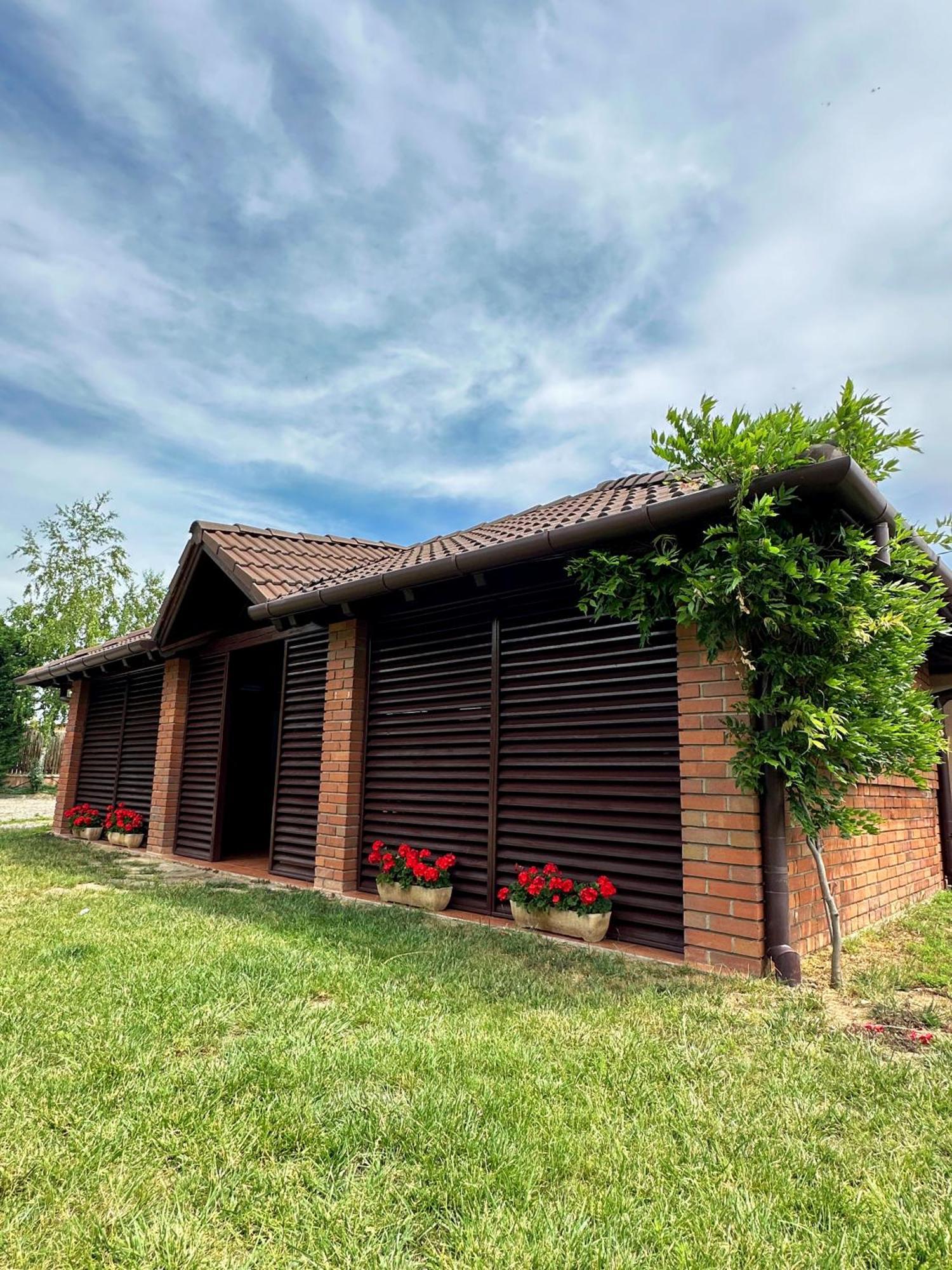 Pensiunea Konfort Băile Felix Esterno foto